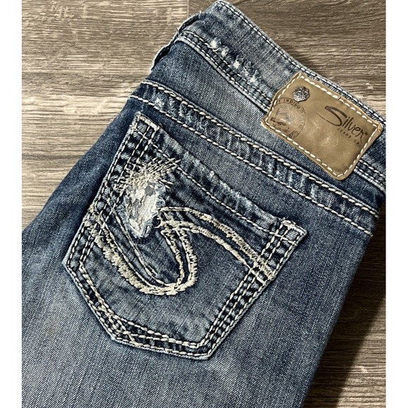 Silver Jeans Tuesday Bootcut Low Rise Destroyed Lace Filled Jean 28x33 (30x33) - Picture 1 of 14